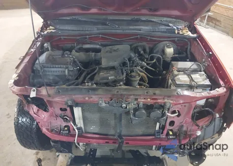 2008 Toyota Tacoma из США, поврежденный, VIN 5TEUX42N68Z530109